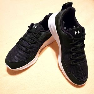 Boys UA Sneakers